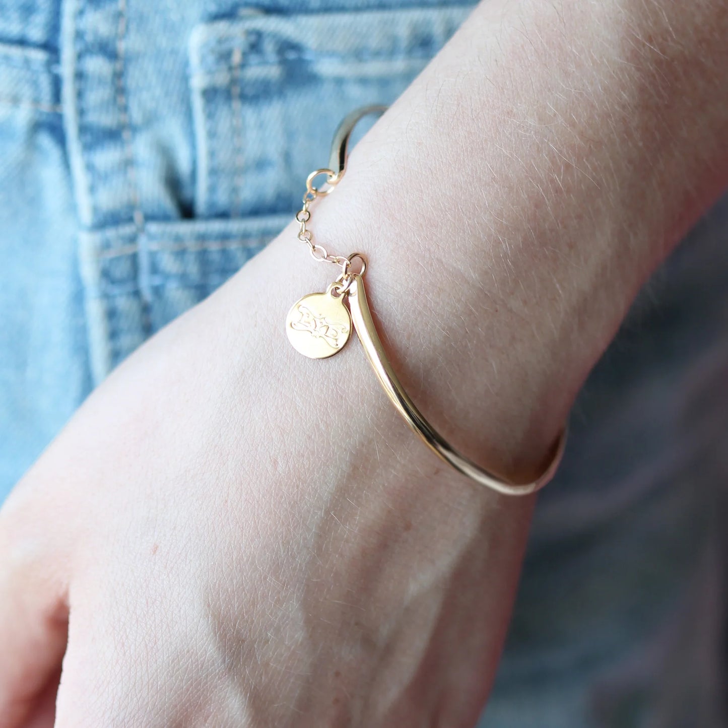 Glamour Bangle Gold