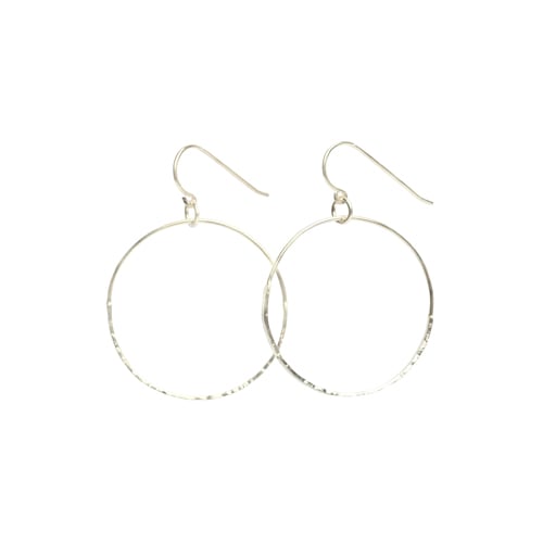 Boucles d'oreilles créoles martelées à la main