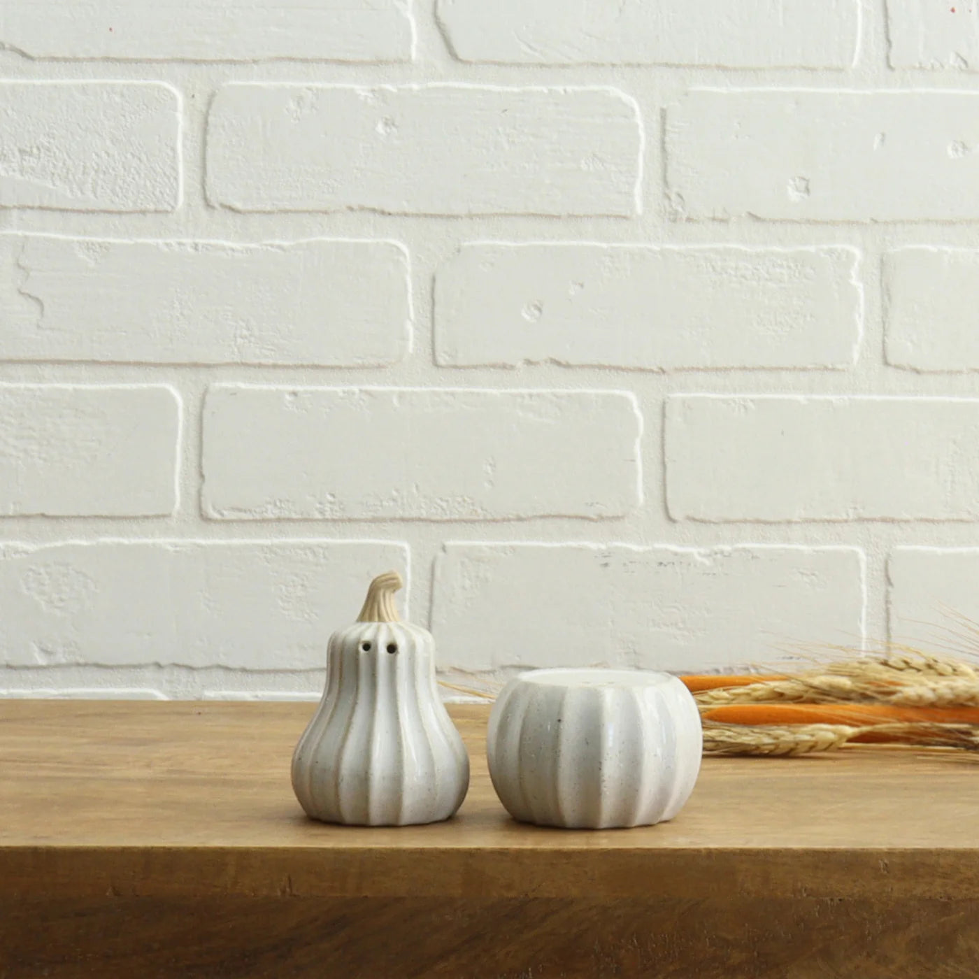 Harvest Salt and Pepper Set