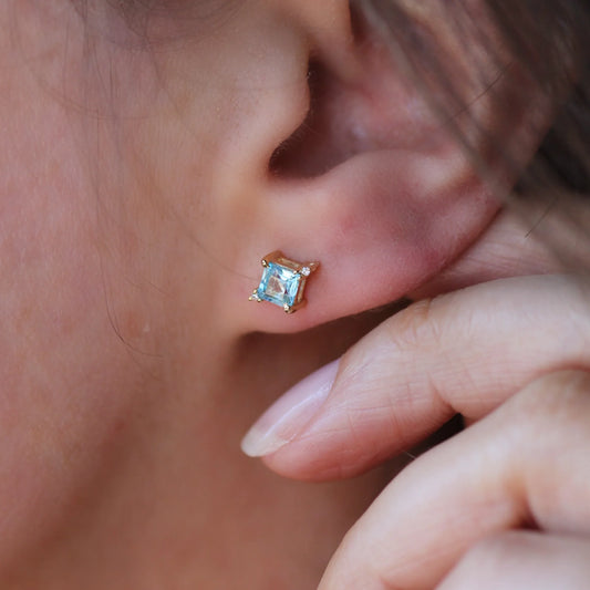 Mini Diana Studs Swiss Blue Topaz