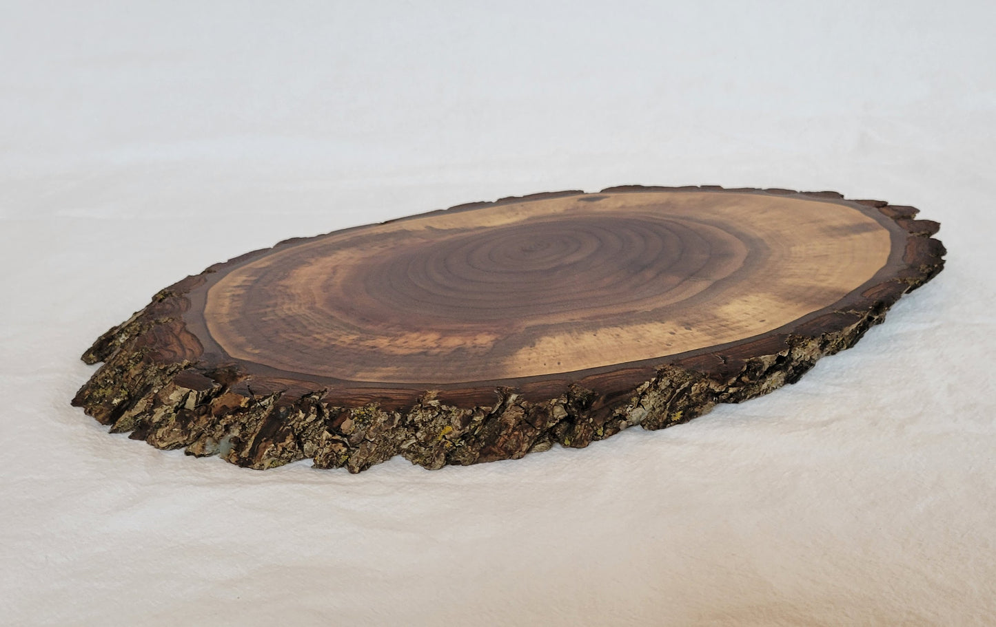 Oval Board Walnut BDO06