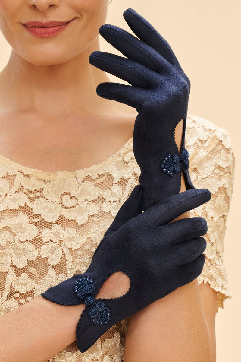 Suki Gloves